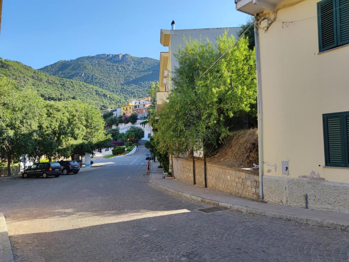 Sa Dommu 'E Su Coro Villa Triei Exterior photo